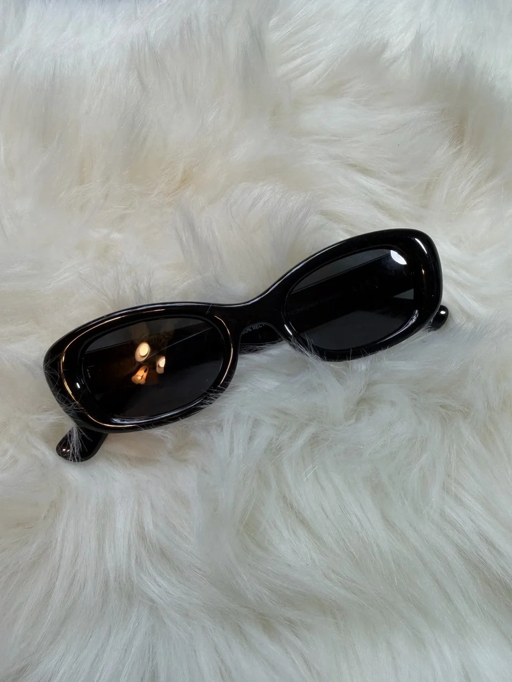 Aire Calisto Black Oval Sunglasses